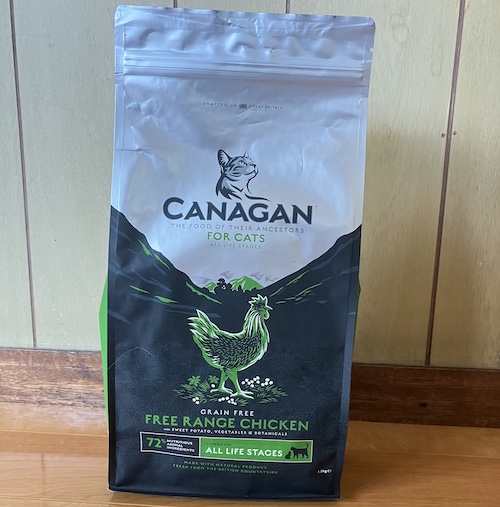 カナガンキャットフード チキンのパッケージ画像(表面1)