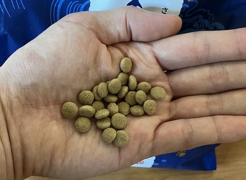 金虎のドッグフードおさかなの粒