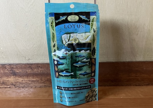 ロータスドッグフードのパッケージ画像（表面1）