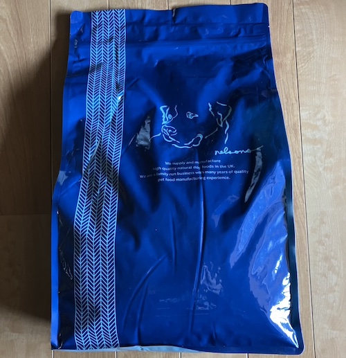 ネルソンズドッグフードのパッケージ（表面2）