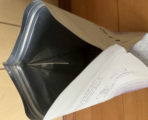 ユリカゴドッグフードのジッパー画像